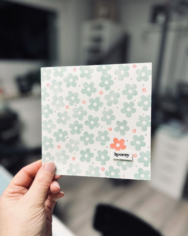 Schnelle Karten. 
#cleanandsimple
Einfach, oder etwas aufwändiger. Du entscheidest. Auch, welche Farben du wählst! 
🤍🤍🤍
#stampinup #cardmaking #diecutting #flowers #kartenbasteln #paulinespspier#ruhrgebiet #nrw